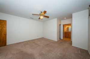 Primary Bedroom 1c-2