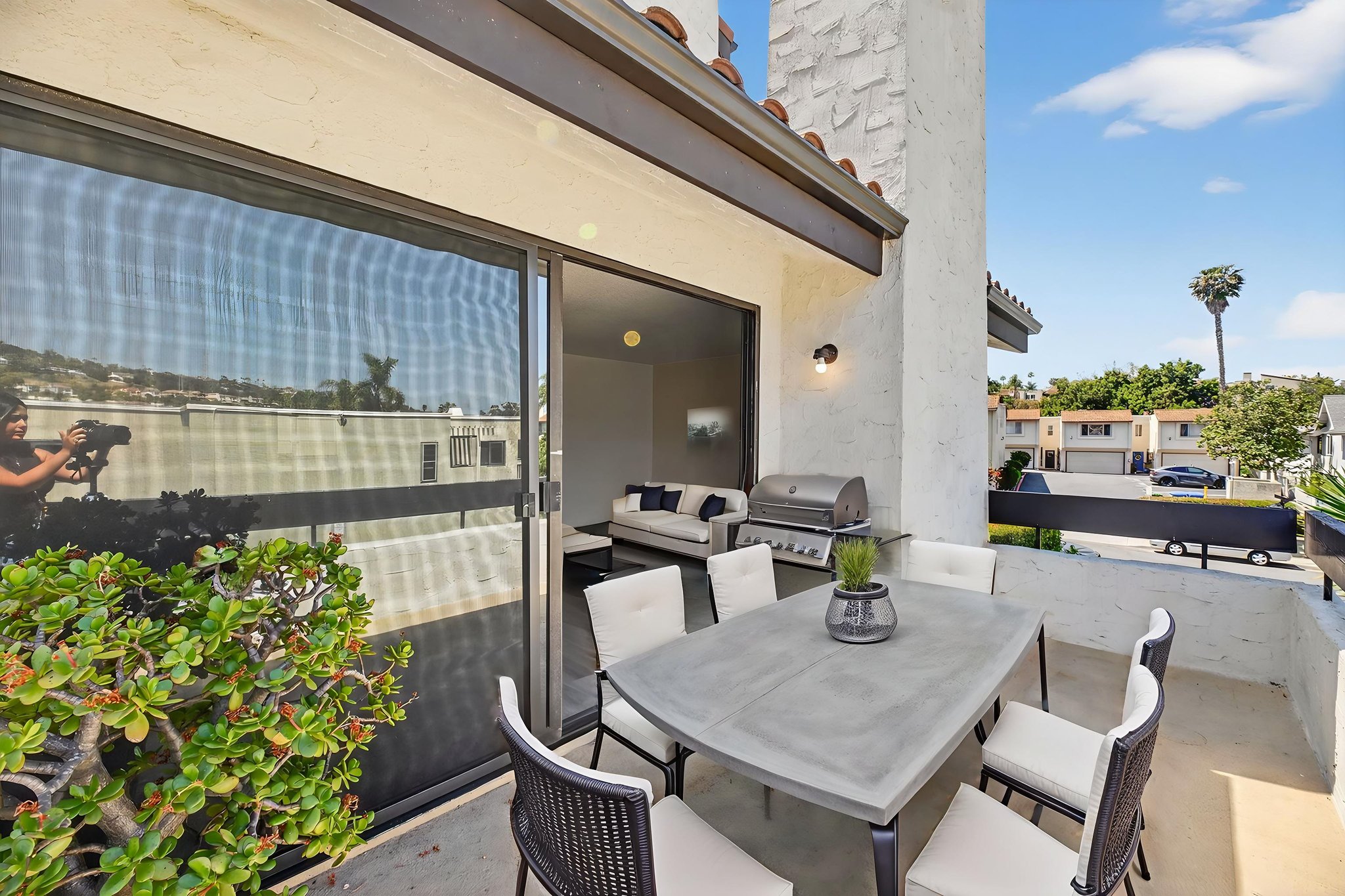 40-7526 Jerez Ct virtually staged.jpeg