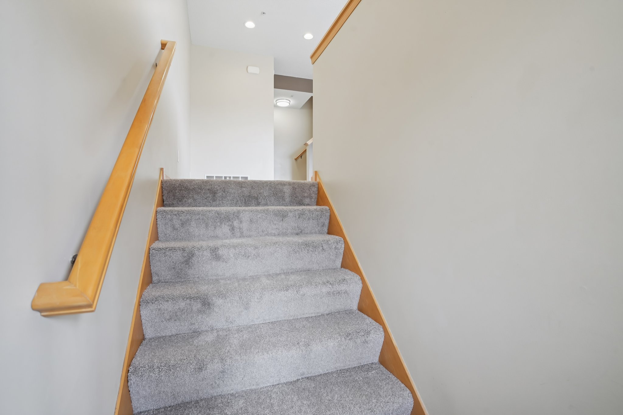 Parkridge Pl-S0403-007.jpg