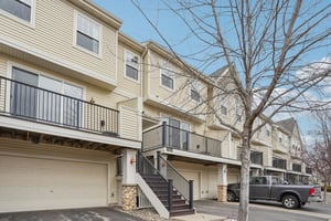 Parkridge Pl-S0403-002.jpg