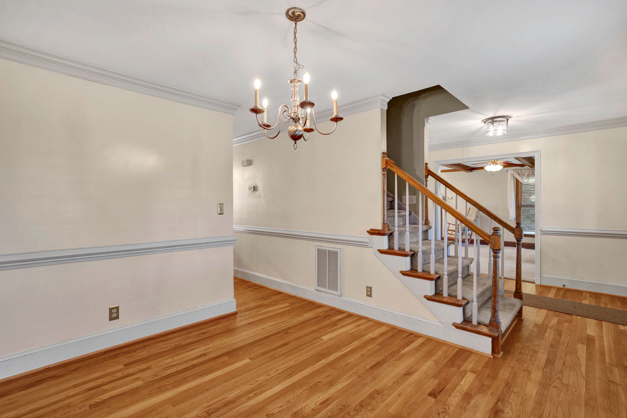 7527 Dubach Rd-19