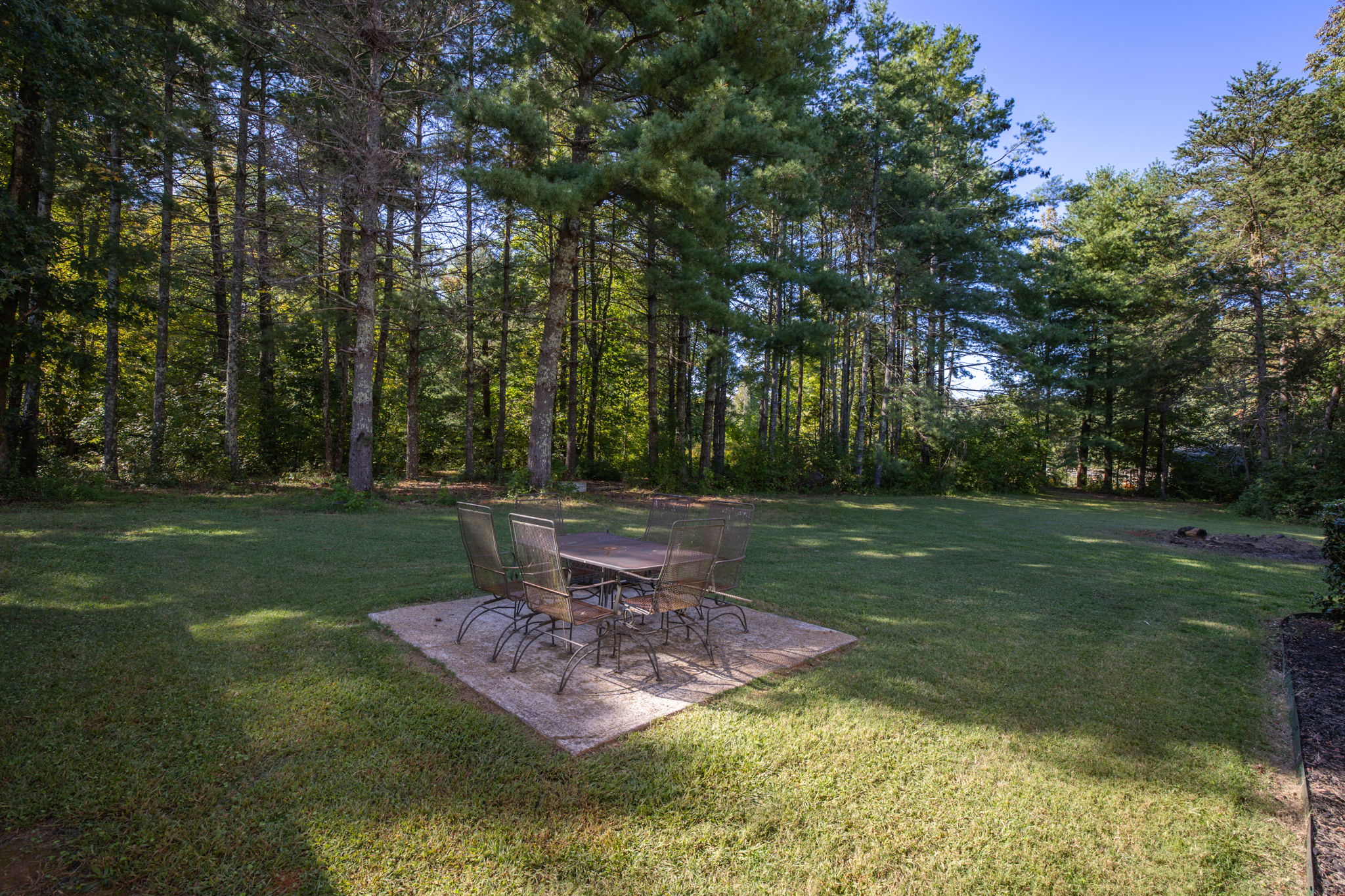 7527 Dubach Rd-44