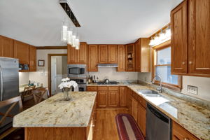 7527 Dubach Rd-14