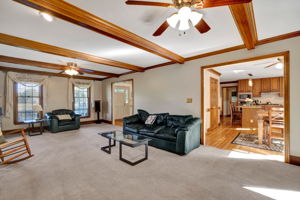 7527 Dubach Rd-11