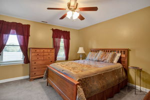 7527 Dubach Rd-27