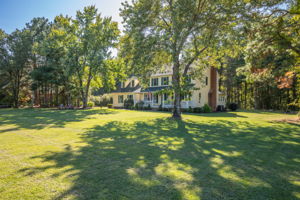 7527 Dubach Rd-5