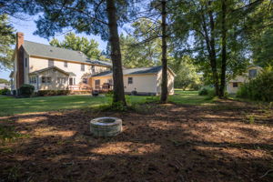 7527 Dubach Rd-47