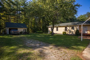 7527 Dubach Rd-33