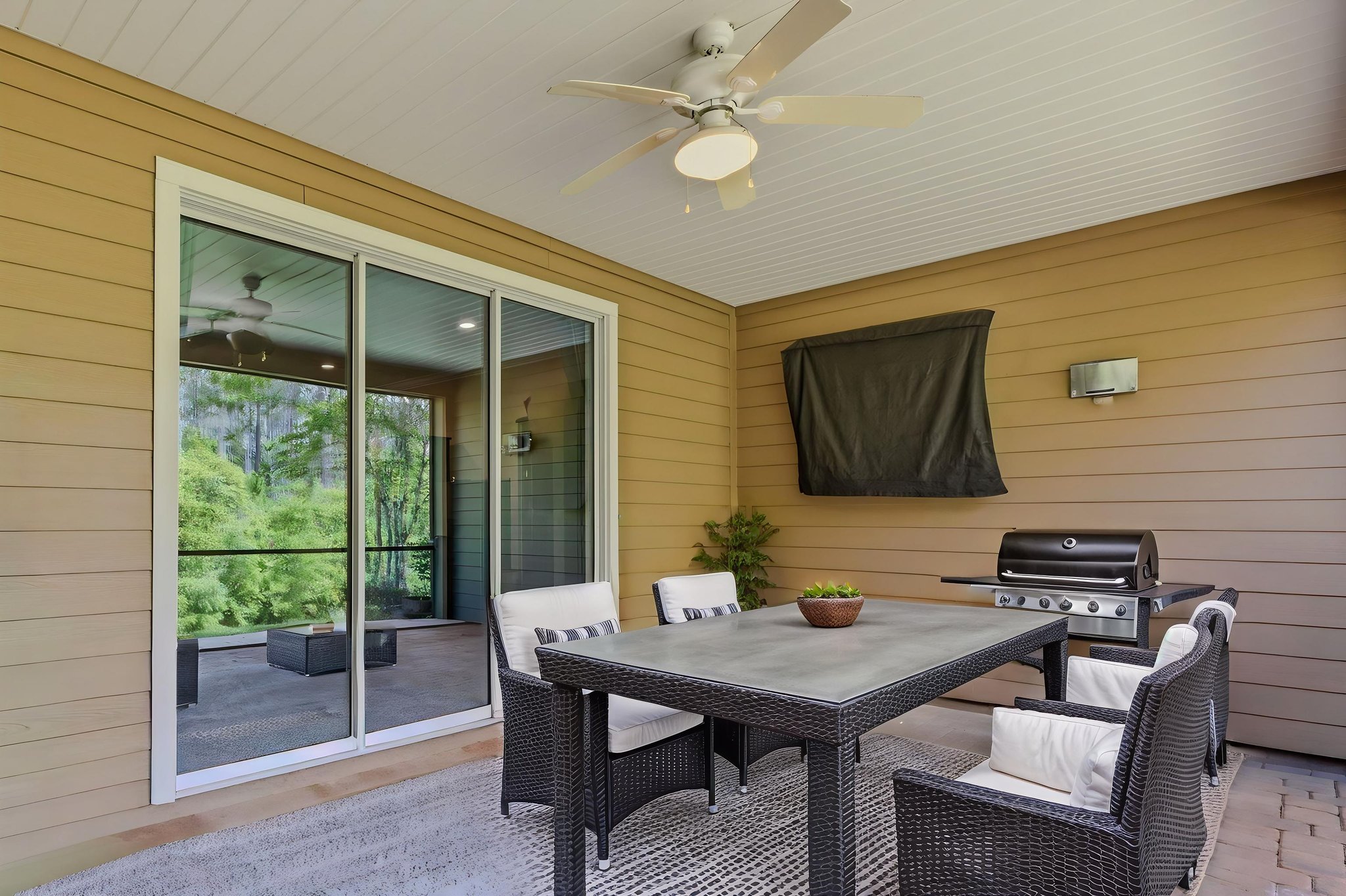 FA8A0234 virtually staged.jpeg