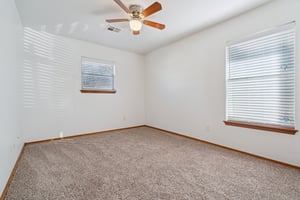 753 SW 4th Pl_024.jpg