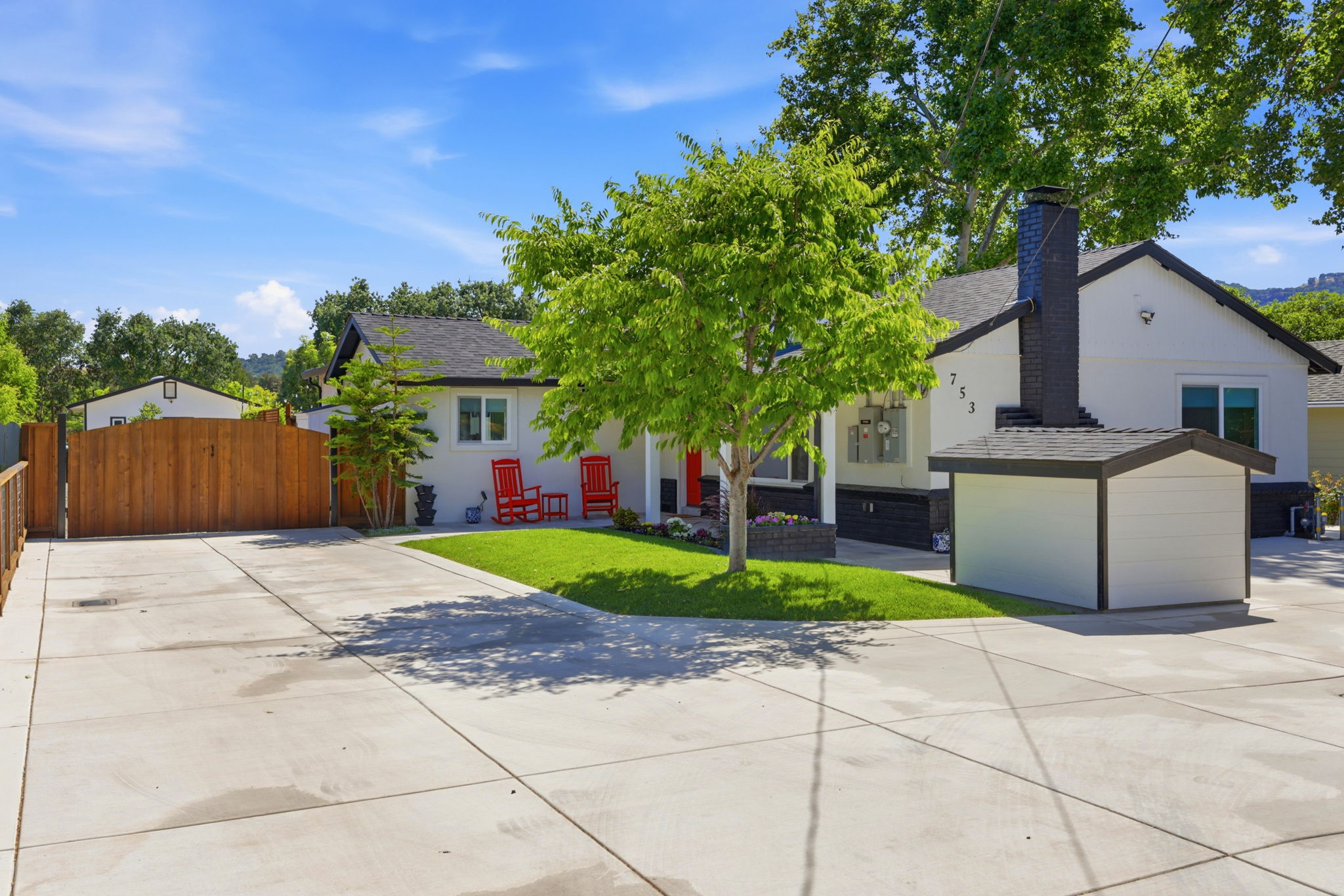 005_F8_753 Sycamore Rd
