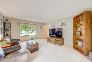 07 Front Room