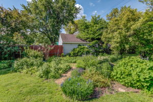 23 Garden