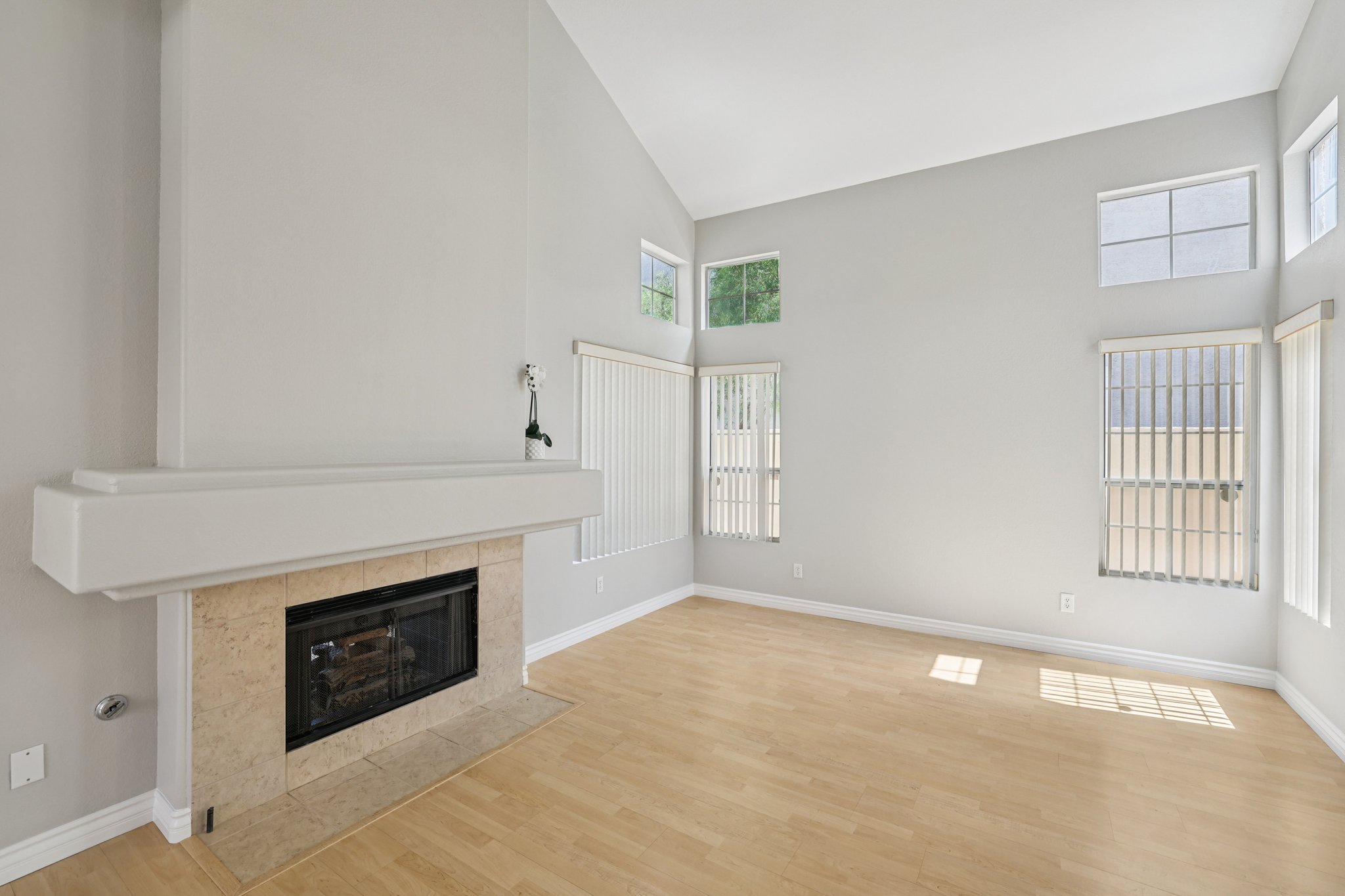 Holloran Ct-S1109-007.jpg