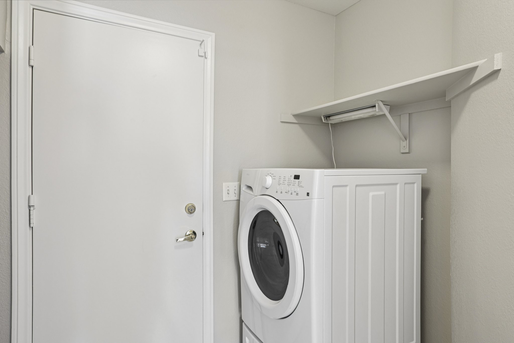 Holloran Ct-S1109-018.jpg