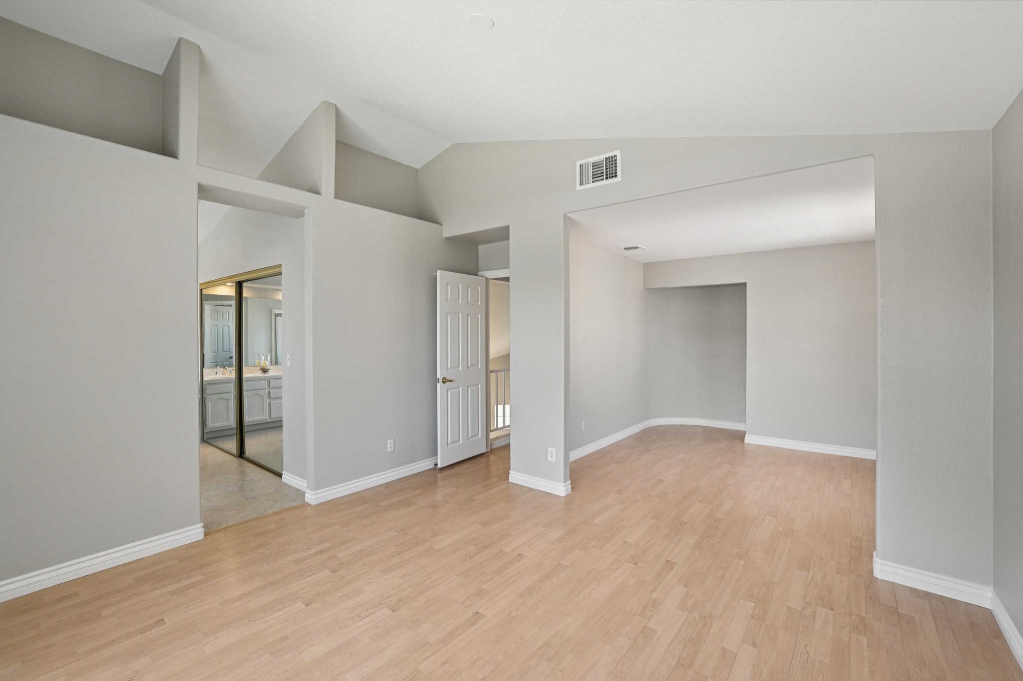 Holloran Ct-S1109-021.jpg