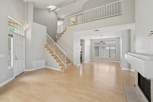 Holloran Ct-S1109-006.jpg