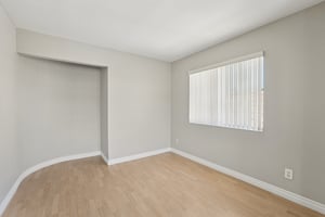 Holloran Ct-S1109-022.jpg