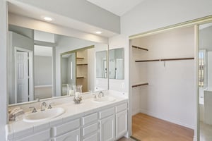 Holloran Ct-S1109-025.jpg