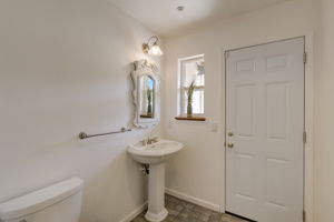  Photo 46