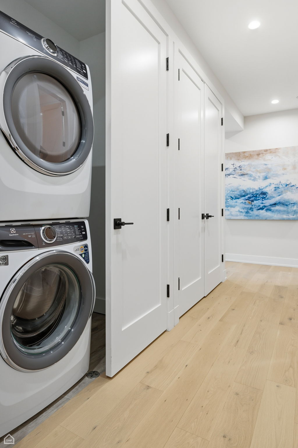 754 N Bishop St 201 - Karen Biazar_CHP2026_020