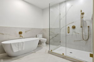 754 N Bishop St 201 - Karen Biazar_CHP2026_027