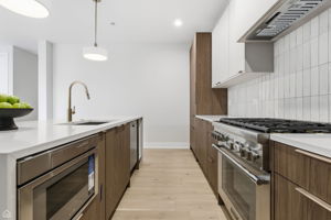 754 N Bishop St 201 - Karen Biazar_CHP2026_029