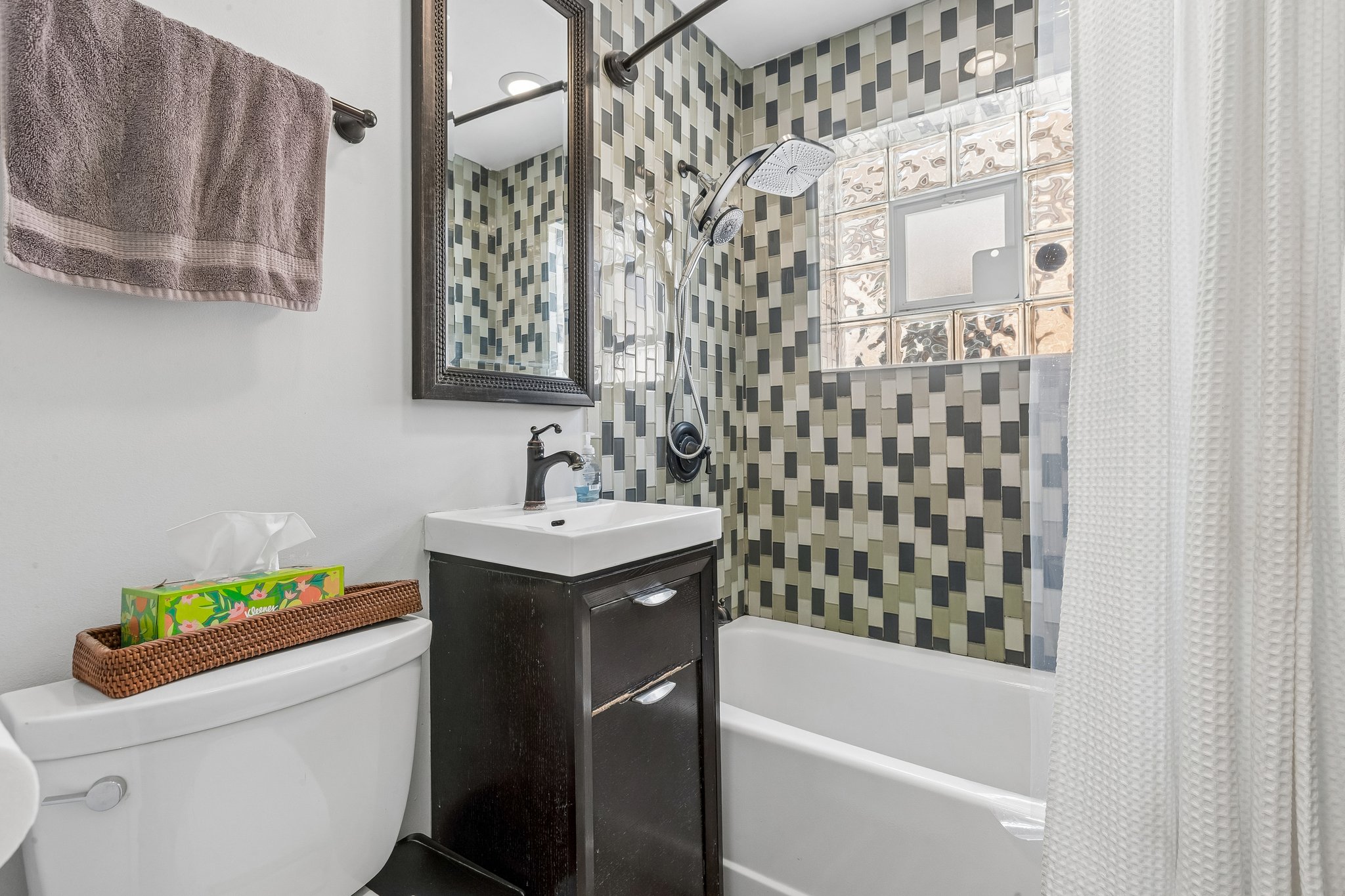 N Octavia Ave-S1607-036.jpg