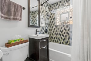 N Octavia Ave-S1607-036.jpg
