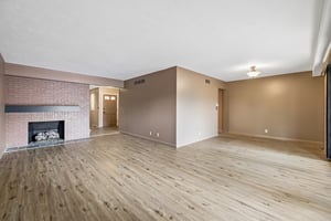 9589 - 7541 Old Post Rd 14_006.jpg