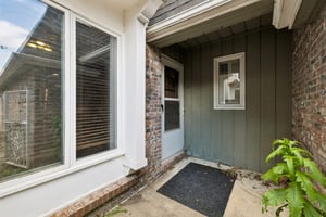 9589 - 7541 Old Post Rd 14_034.jpg