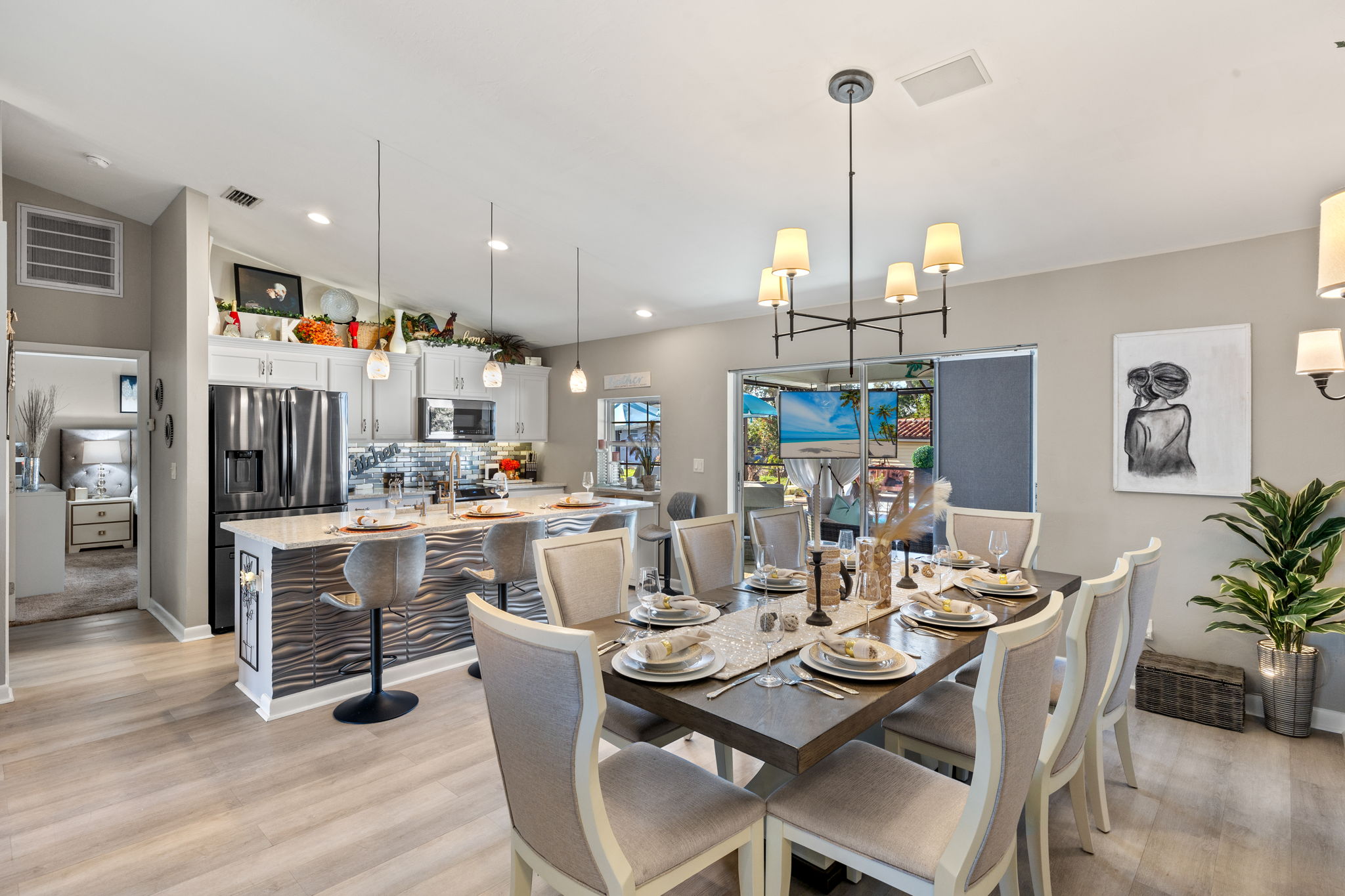 Dining Room 1 of 2