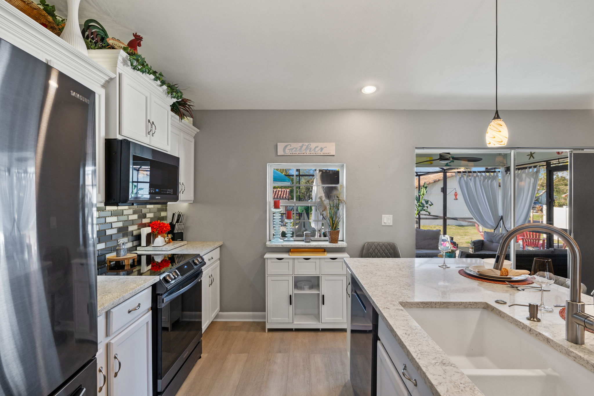 Kitchen 2 of 3