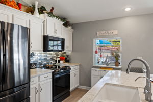 Kitchen 1 of 3
