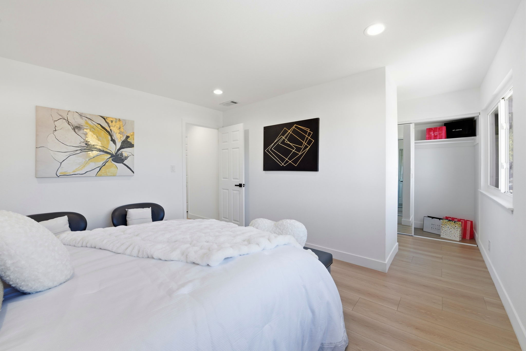 025_f8_7544 Highland Oaks Dr