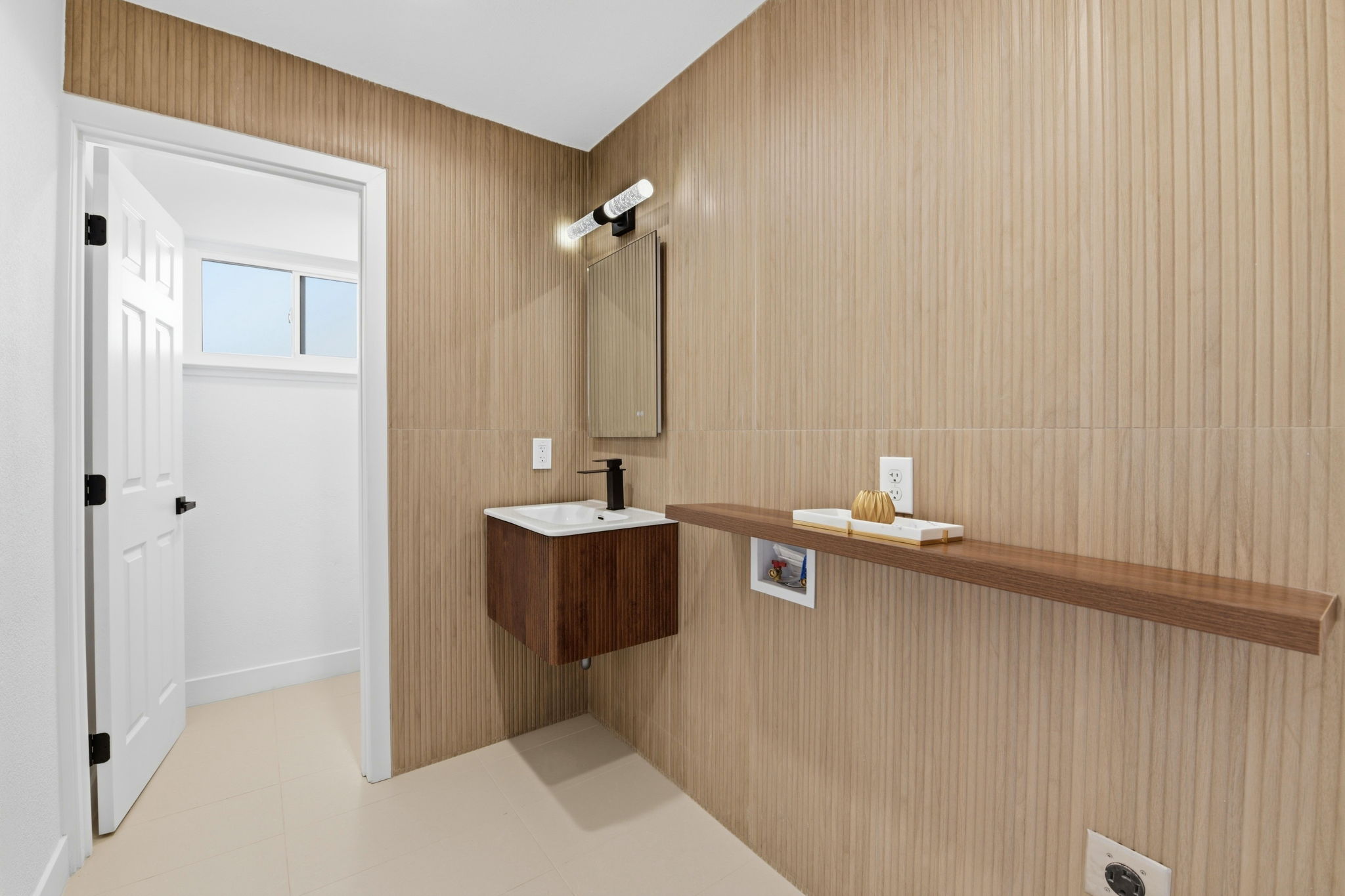 031_f8_7544 Highland Oaks Dr