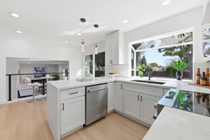 013_f8_7544 Highland Oaks Dr