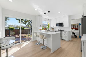 016_f8_7544 Highland Oaks Dr