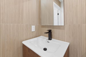 033_f8_7544 Highland Oaks Dr