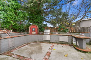  Photo 30
