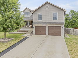  Photo 0
