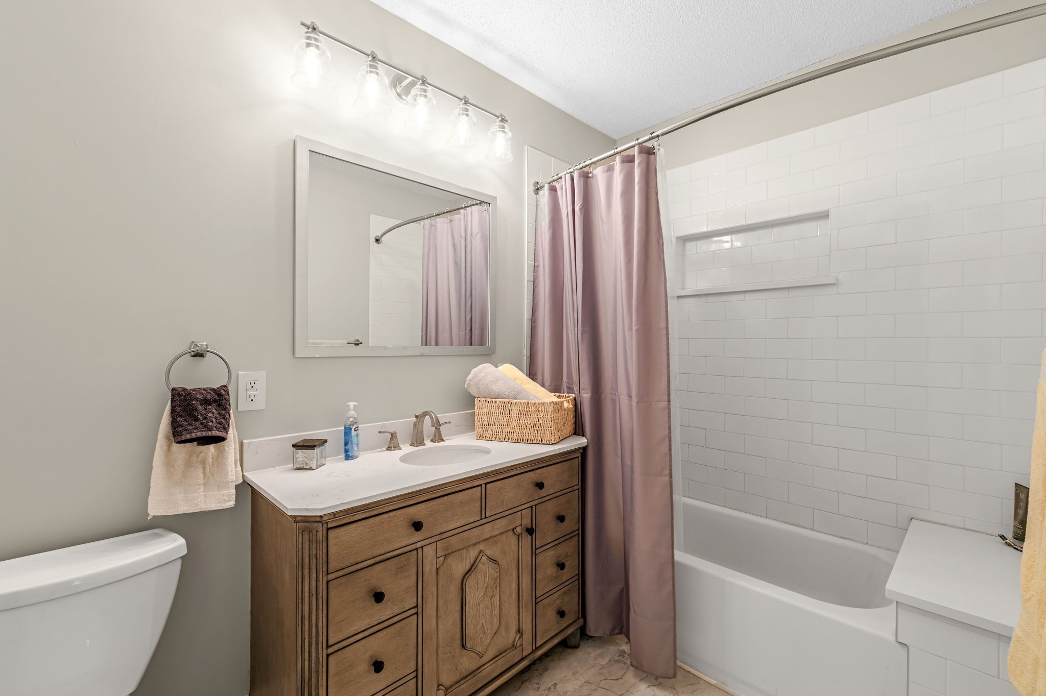 7549 Sunnyvale Dr-23