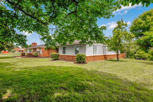 7549 Sunnyvale Dr-3