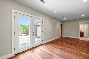 7549 Sunnyvale Dr-18