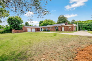 7549 Sunnyvale Dr-26