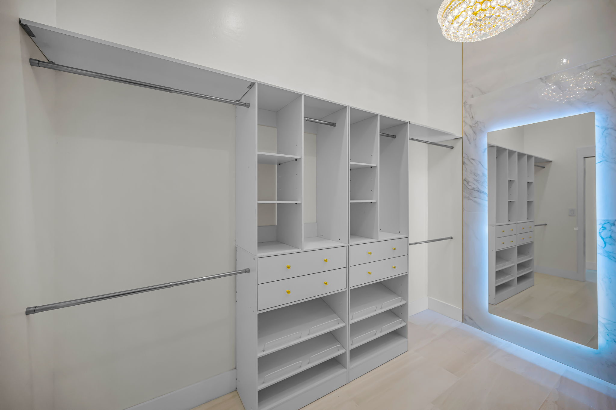 Primary Bedroom Walk-in Closet1aa