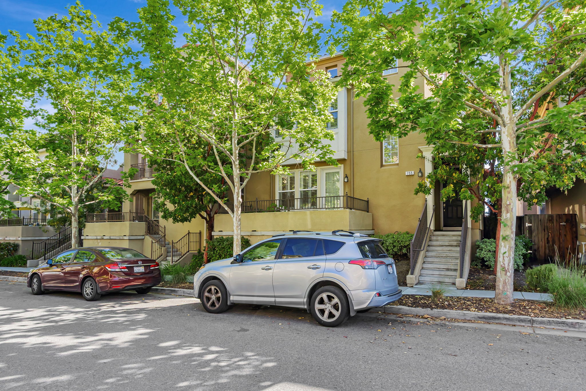 002_755 Adeline Ave
