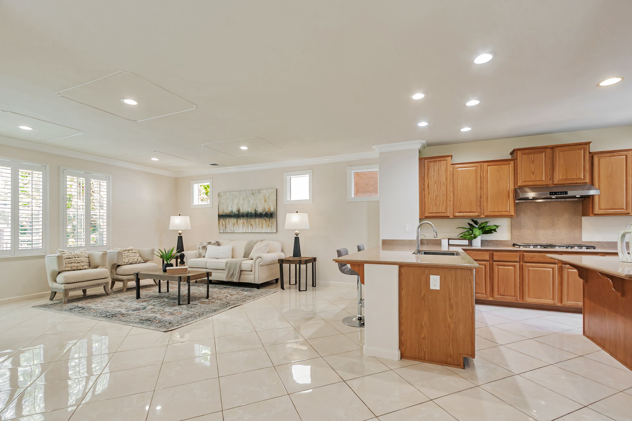 011_755 Adeline Ave