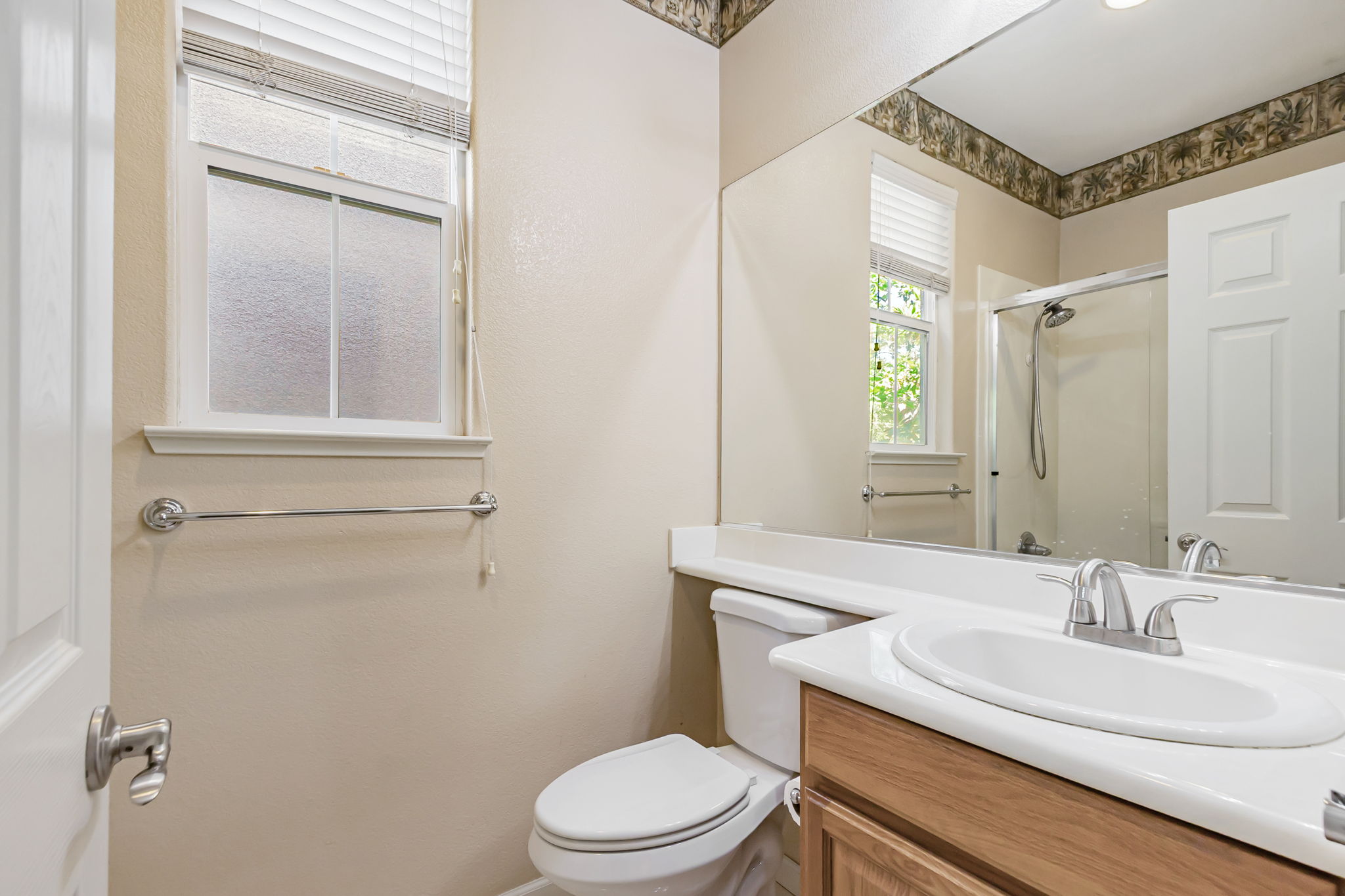 046_755 Adeline Ave