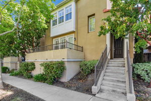 003_755 Adeline Ave